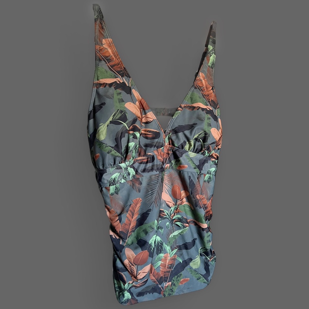 NWT Liquid Swim Top